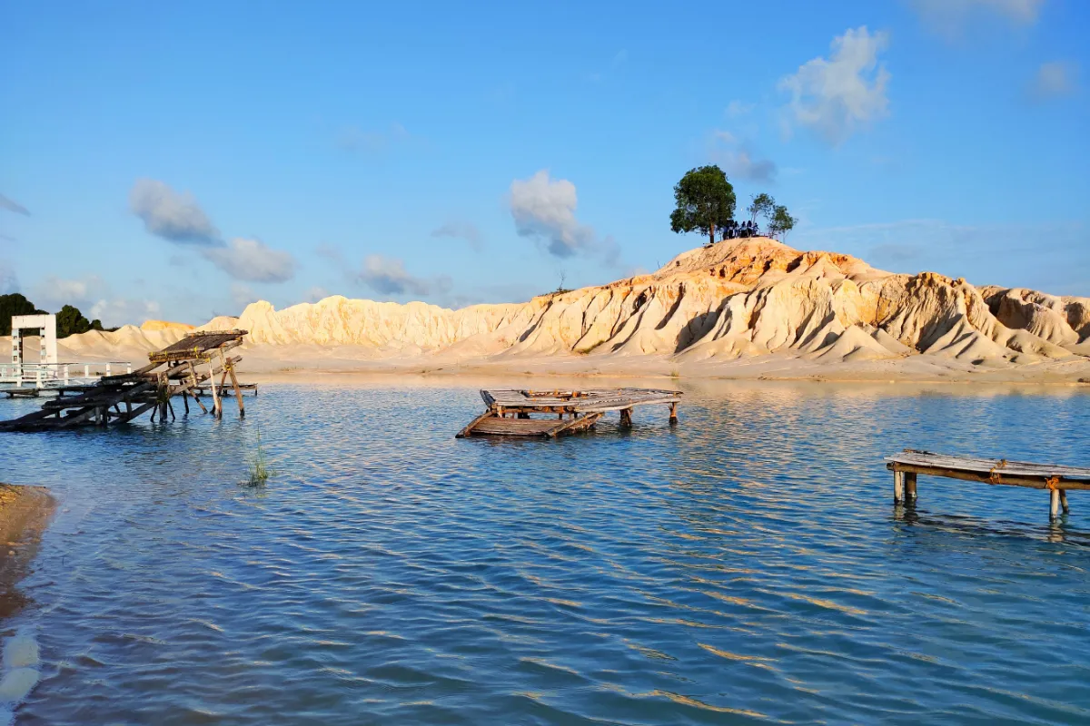 Singapore with Bintan Island